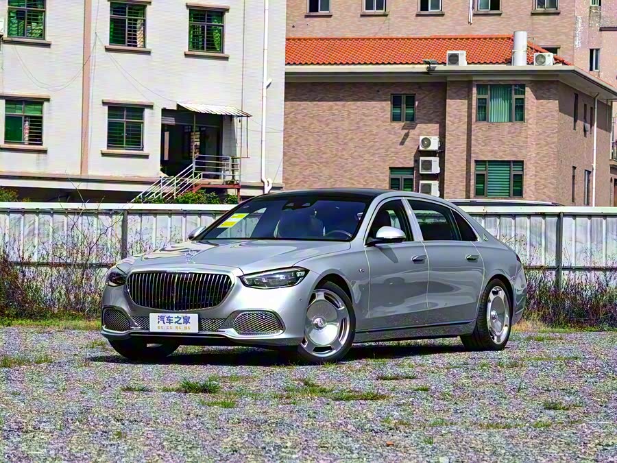 Фото 1 - Mercedes-Benz Maybach S-Class