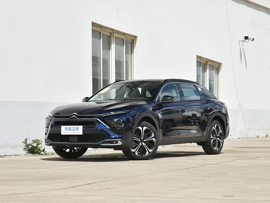 Фото 1 - Citroen C5 X