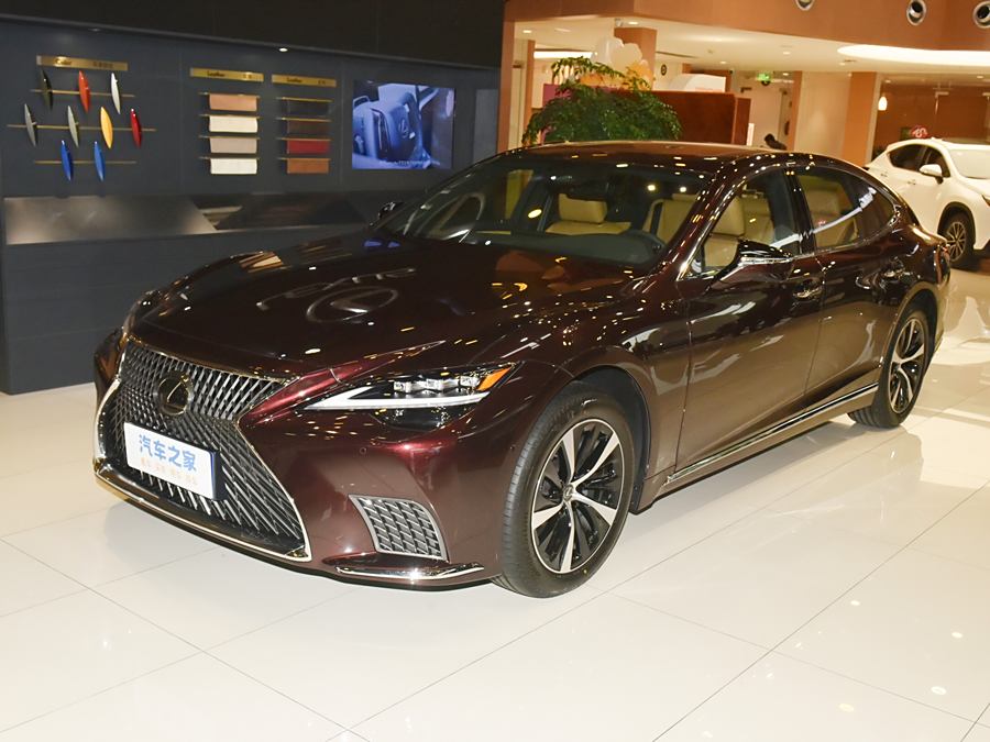 Фото 1 - Lexus LS