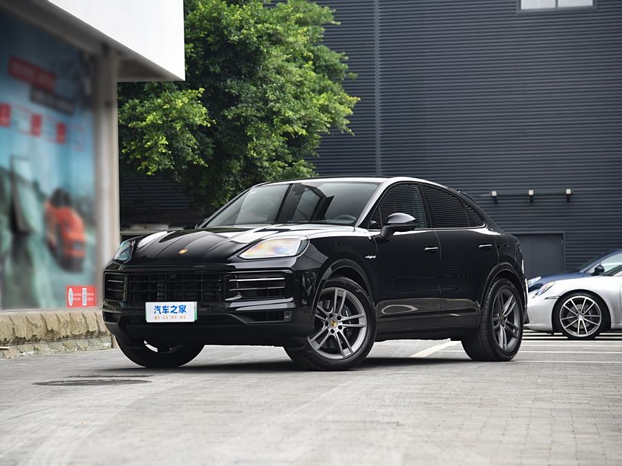 Фото 1 - Porsche Cayenne Hybrid
