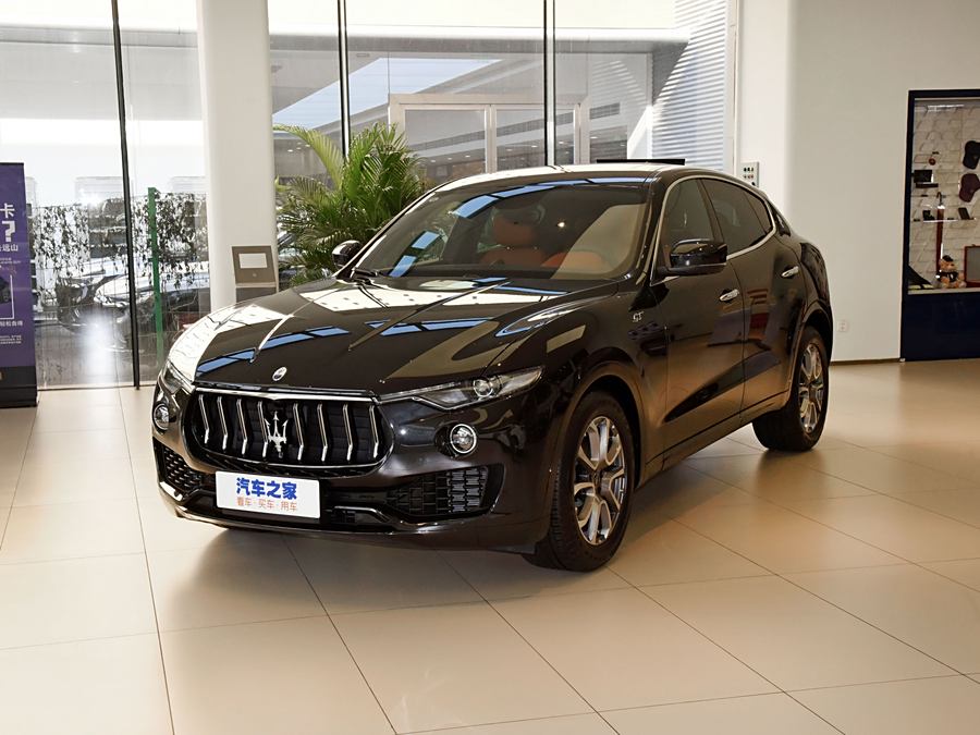 Фото 1 - Maserati Levante