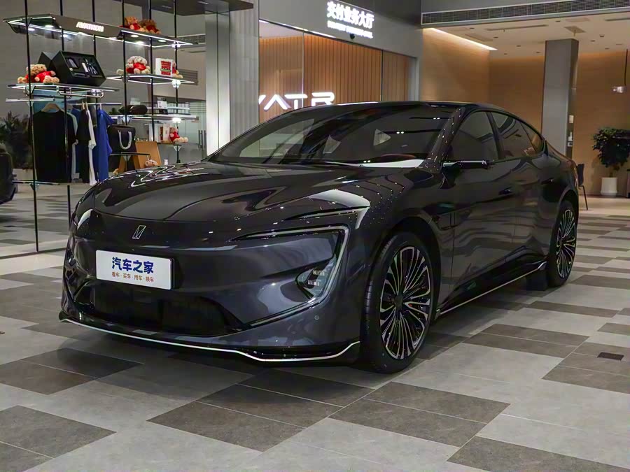 Фото 1 - Avatr 12