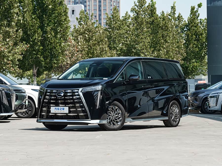 Фото 1 - GAC Trumpchi M8 Hybrid