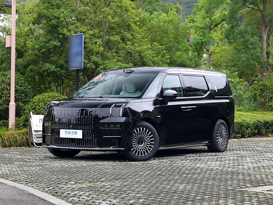 Фото 1 - Zeekr 009