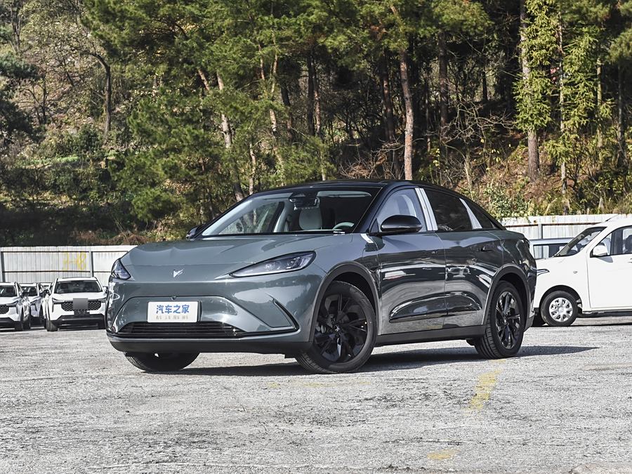 Фото 1 - BAIC Arcfox Alpha S