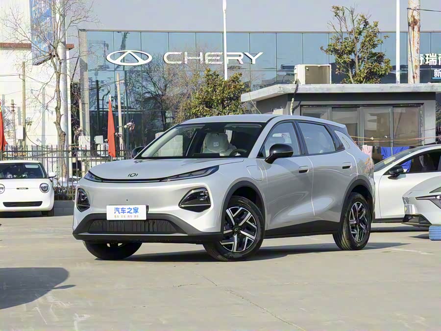 Фото 1 - Changan Qiyuan (Nevo) Q05