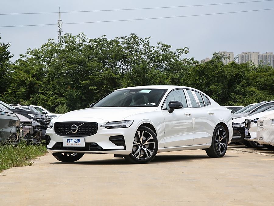 Фото 1 - Volvo S60