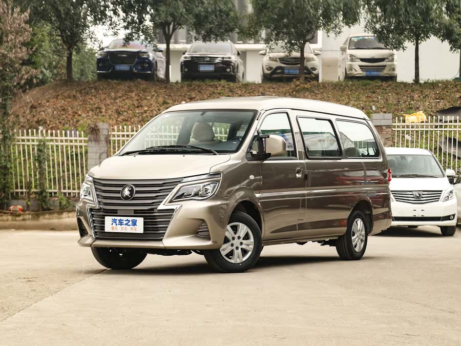 Фото 1 - Dongfeng Forthing Lingzhi M5
