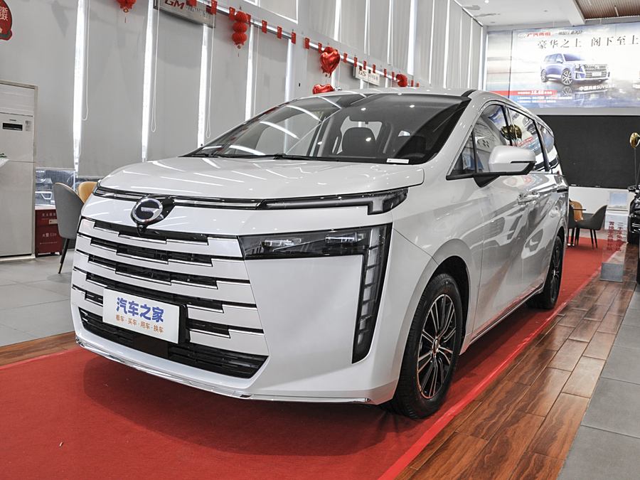 Фото 1 - GAC Trumpchi E8