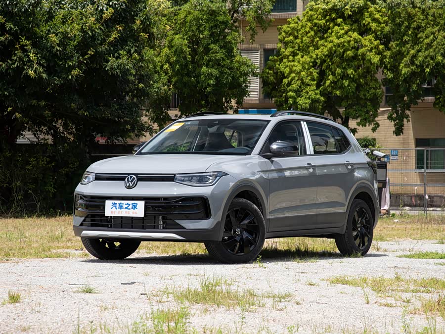 Фото 1 - Volkswagen Tharu