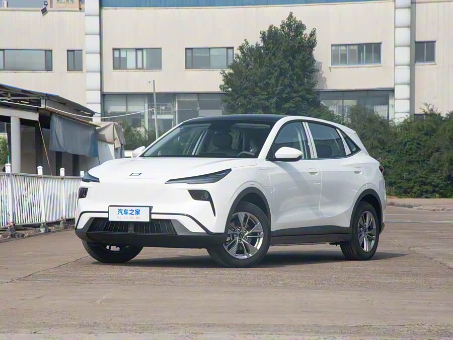 Фото 1 - Bestune 03