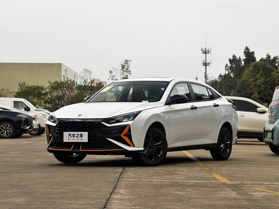 Фото 1 - Dongfeng Aeolus Yixuan