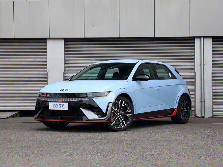 Фото 1 - Hyundai Ioniq 5 N