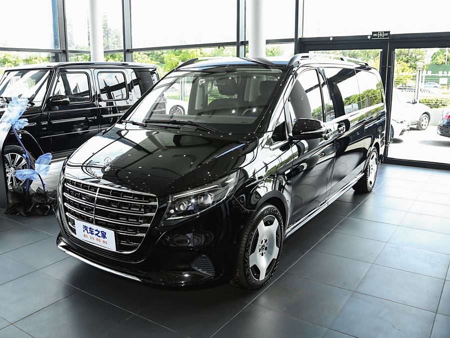 Фото 1 - Mercedes-Benz V-Class