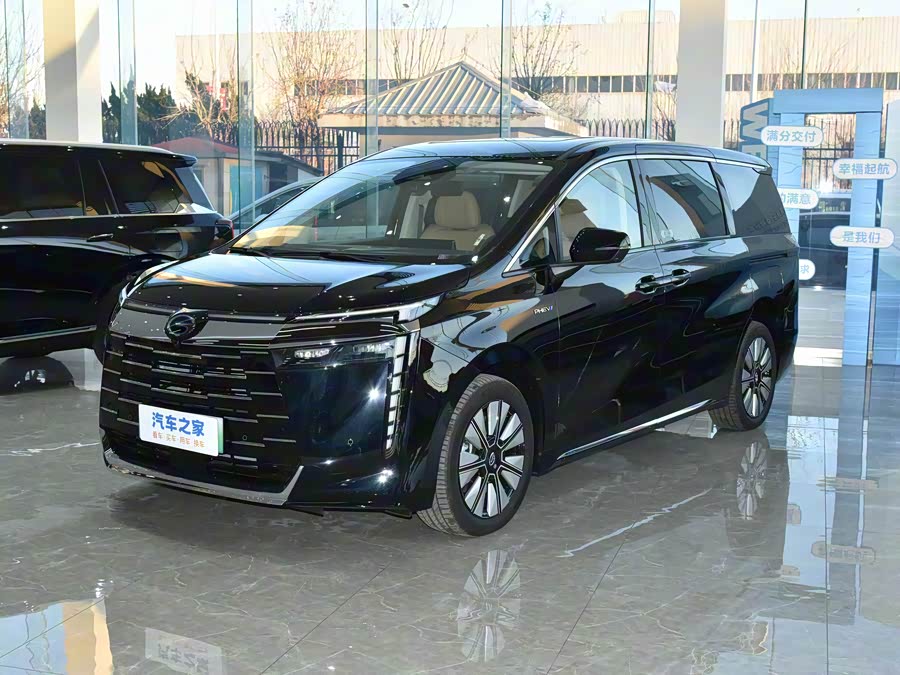 Фото 1 - GAC Trumpchi E8