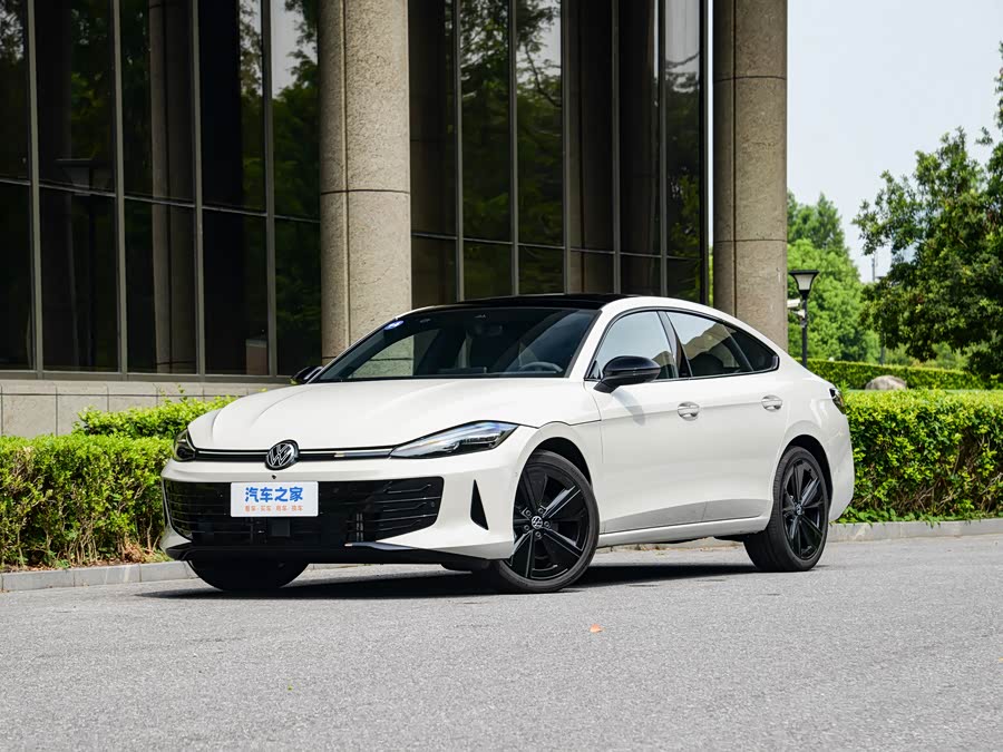 Фото 1 - Volkswagen Lamando L