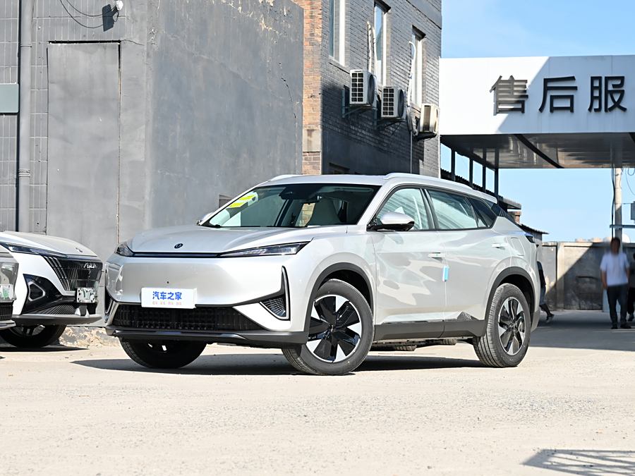 Фото 1 - Dongfeng Aeolus L7