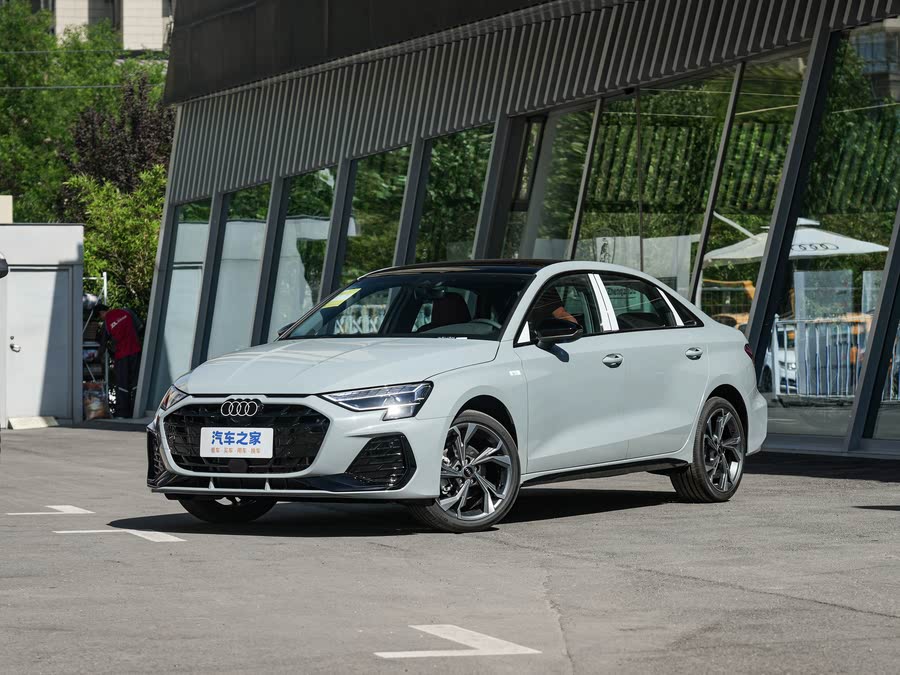 Фото 1 - Audi A3