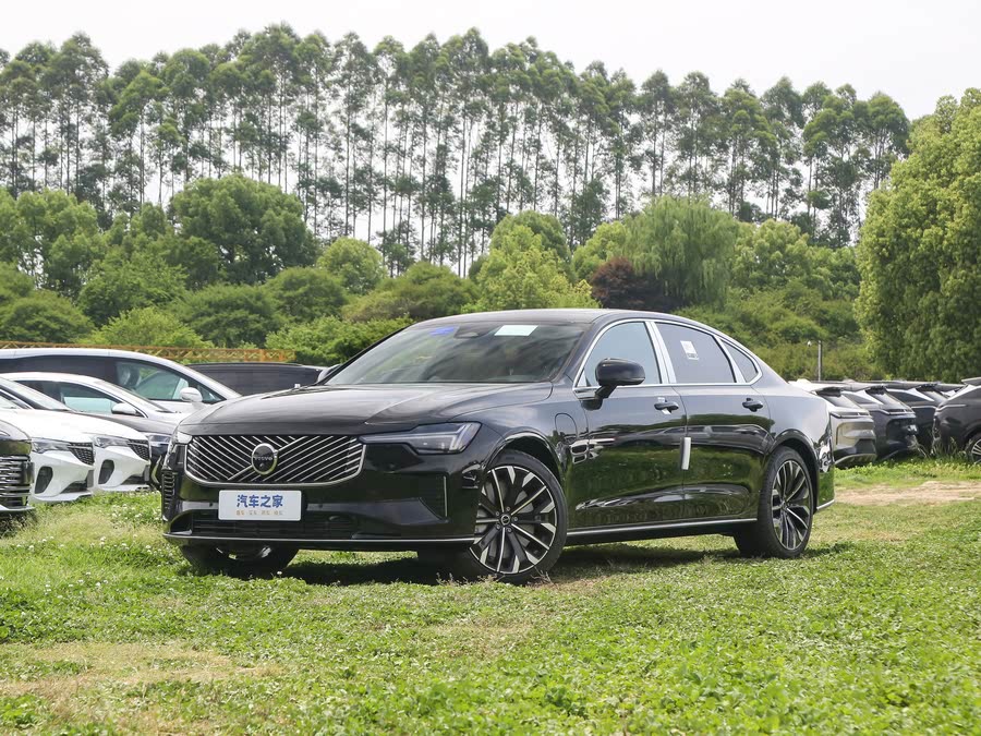 Фото 1 - Volvo S90 Hybrid