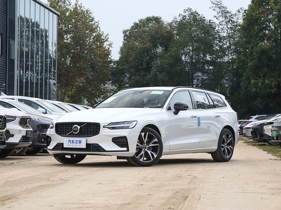 Фото 1 - Volvo V60