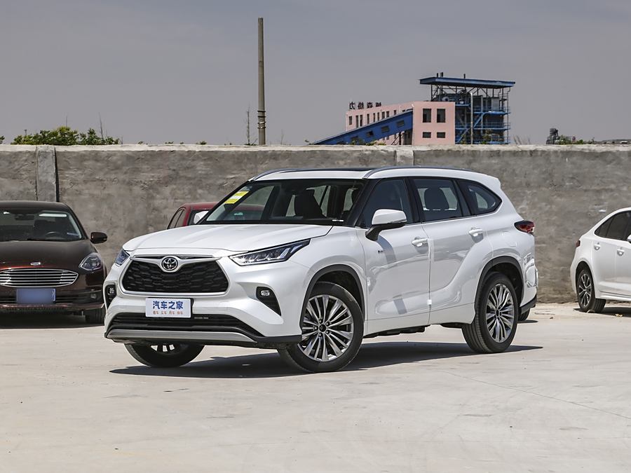 Фото 1 - Toyota Highlander