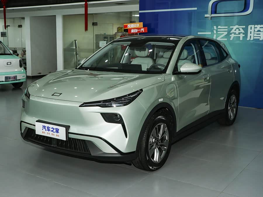 Фото 1 - Bestune 03