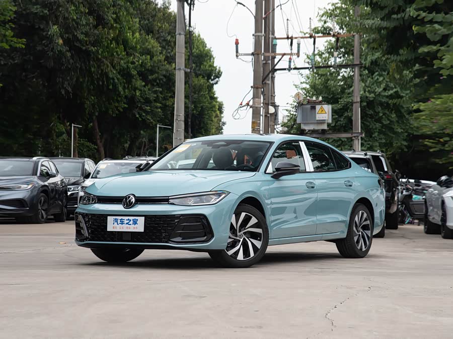 Фото 1 - Volkswagen Passat