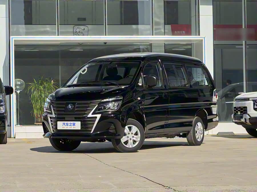 Фото 1 - Dongfeng Forthing Lingzhi M5 EV