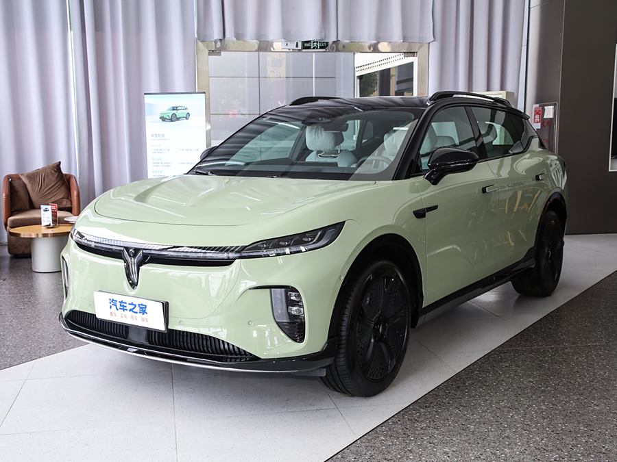 Фото 1 - Voyah Courage