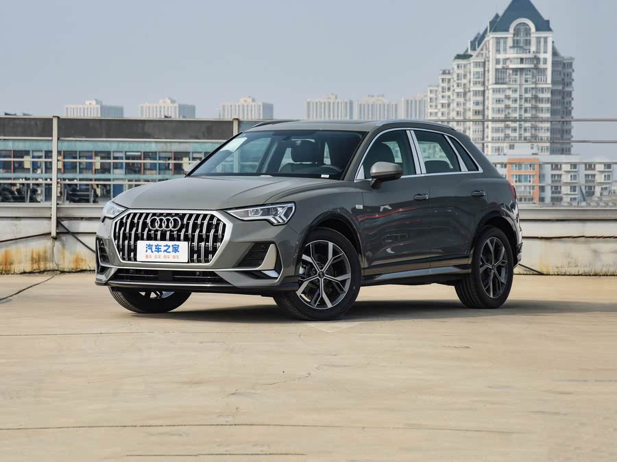 Фото 1 - Audi Q3