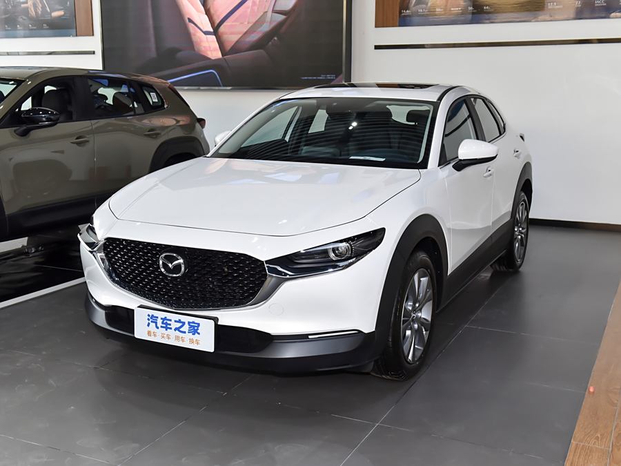 Фото 1 - Mazda CX-30