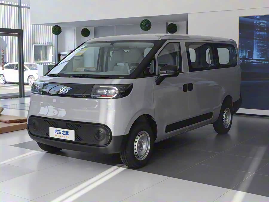 Фото 1 - Maxus Dana V1