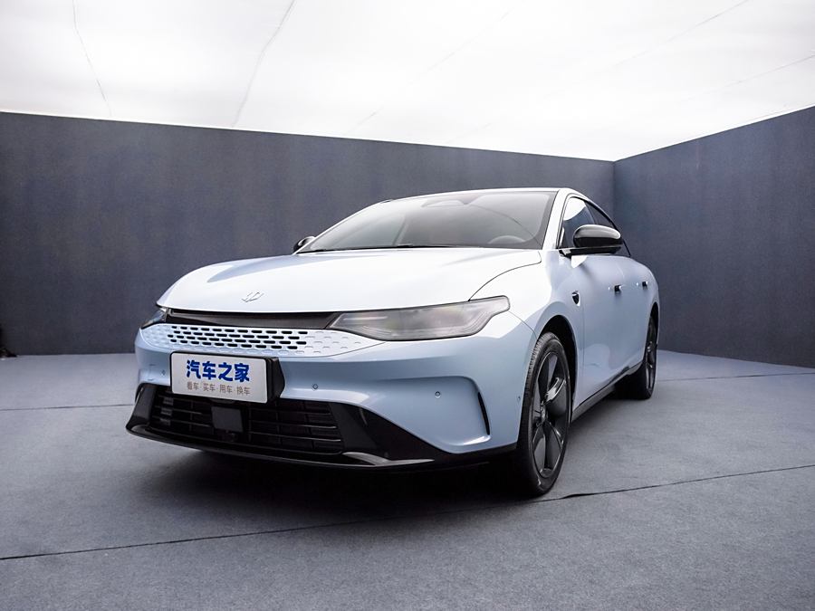 Фото 1 - Leapmotor C01