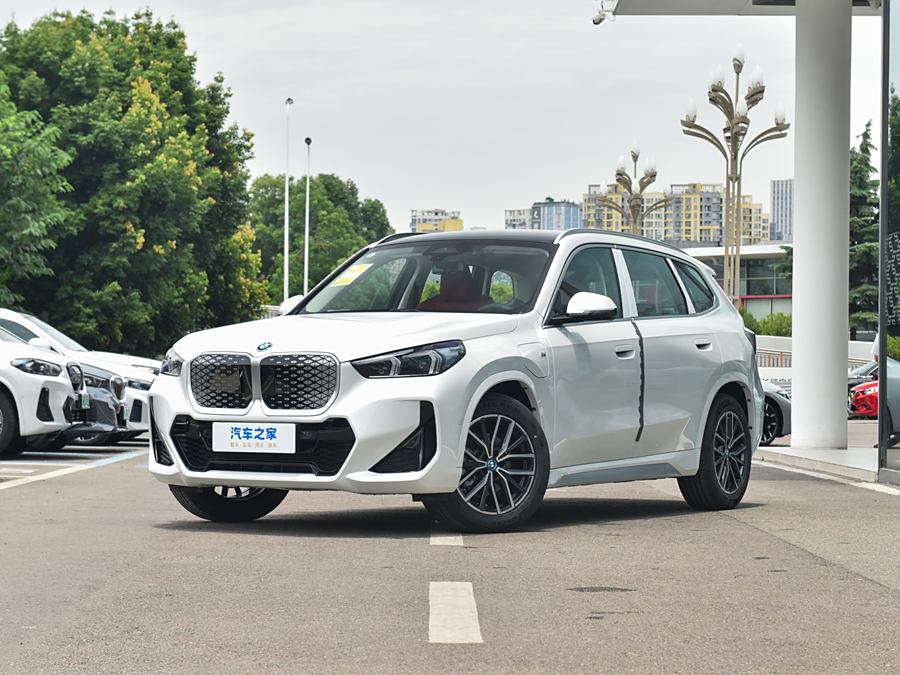 Фото 1 - BMW iX1