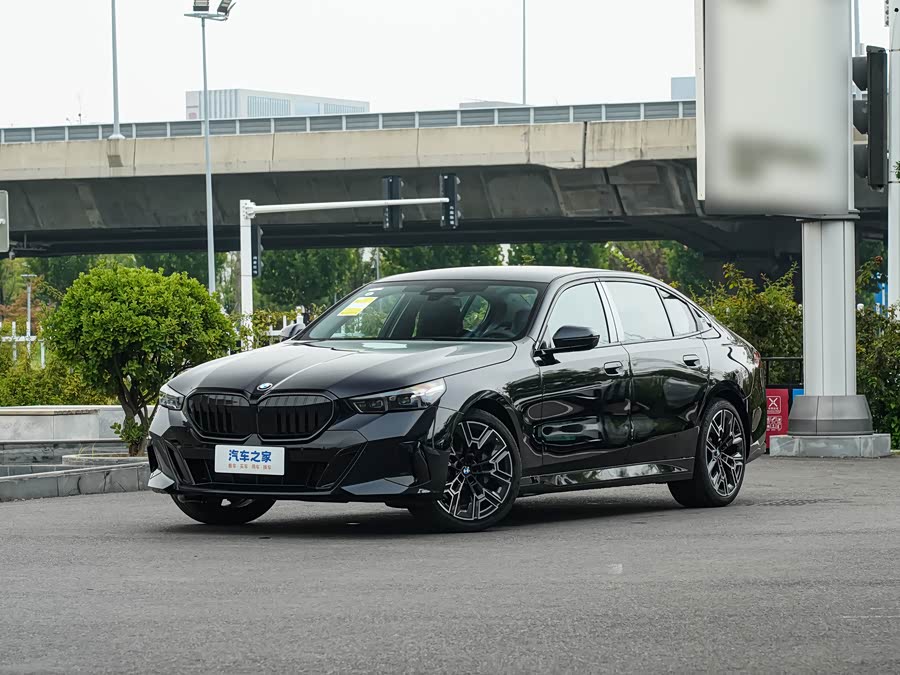 Фото 1 - BMW 5 Series