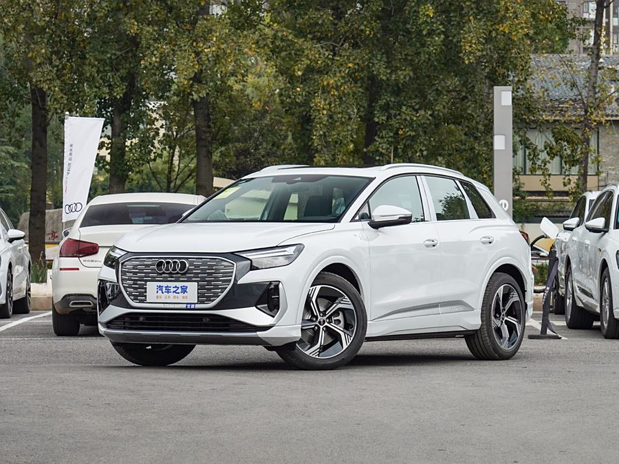 Фото 1 - Audi Q4 e-tron