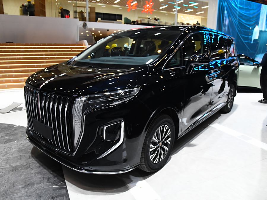 Фото 1 - Hongqi HQ9 Hybrid