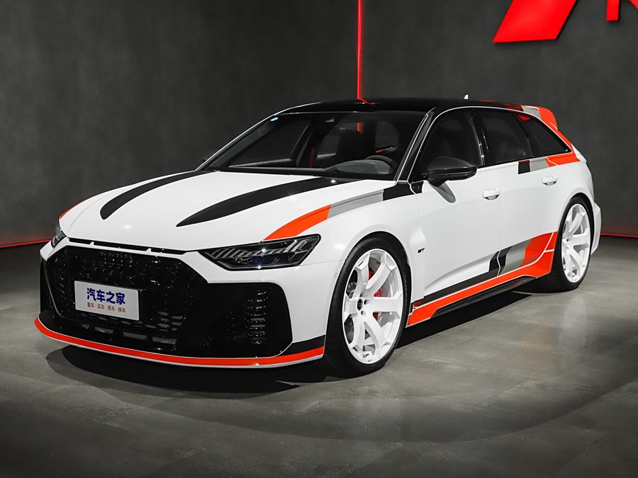 Фото 1 - Audi RS 6