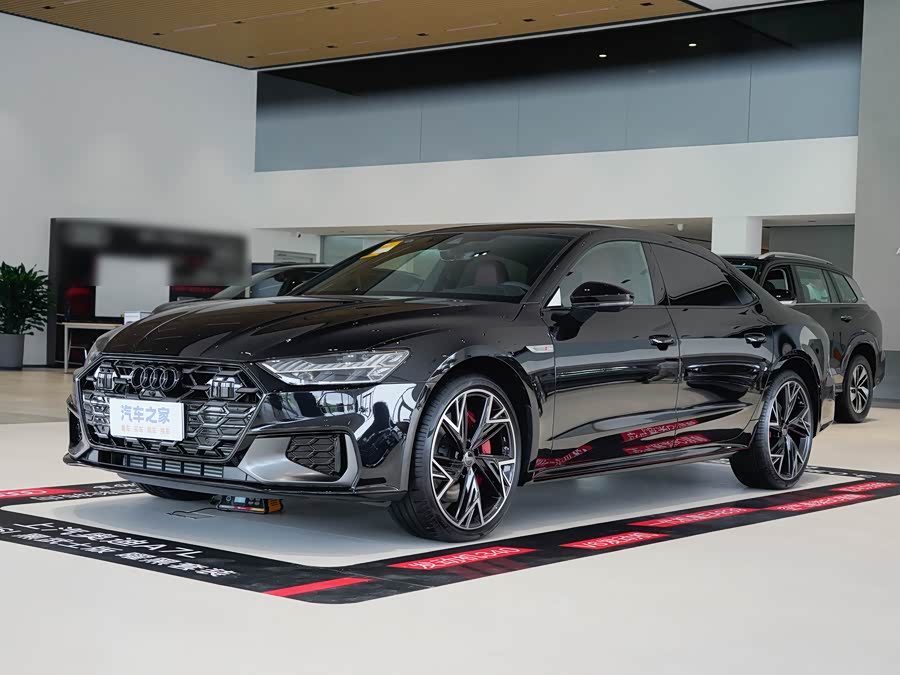 Фото 1 - Audi A7L