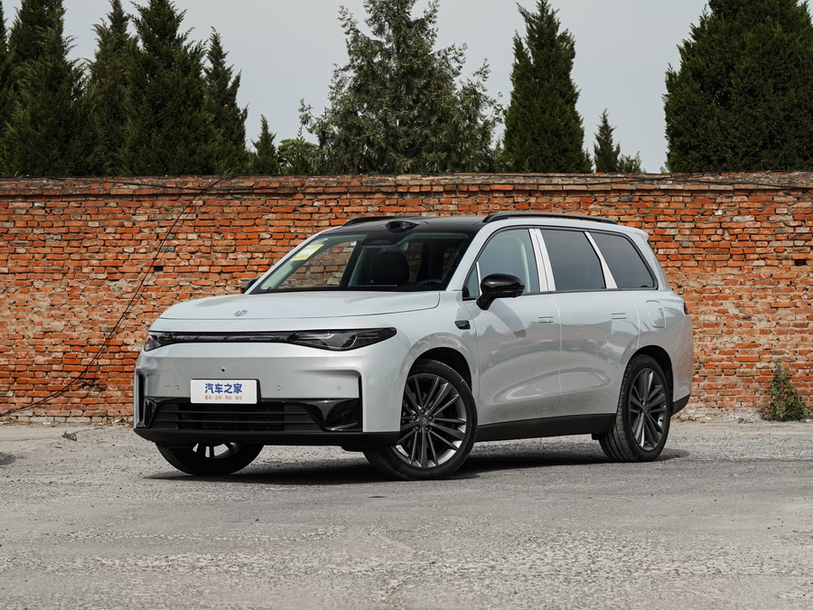 Фото 1 - Leapmotor C16