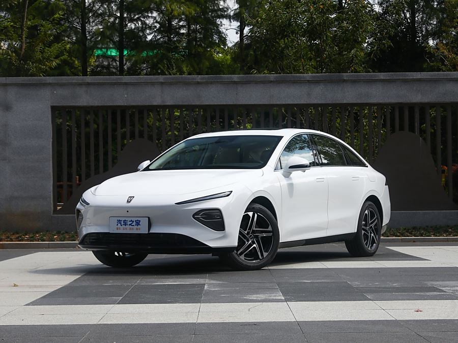 Фото 1 - Roewe D7