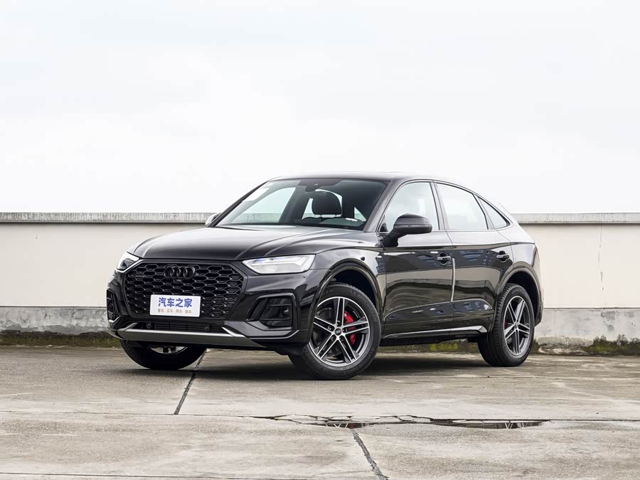 Фото 1 - Audi Q5L Sportback