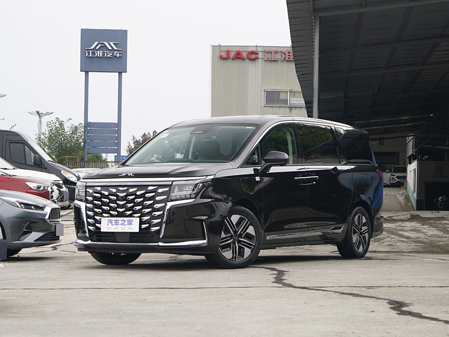 Фото 1 - JAC Refine RF8 Hybrid