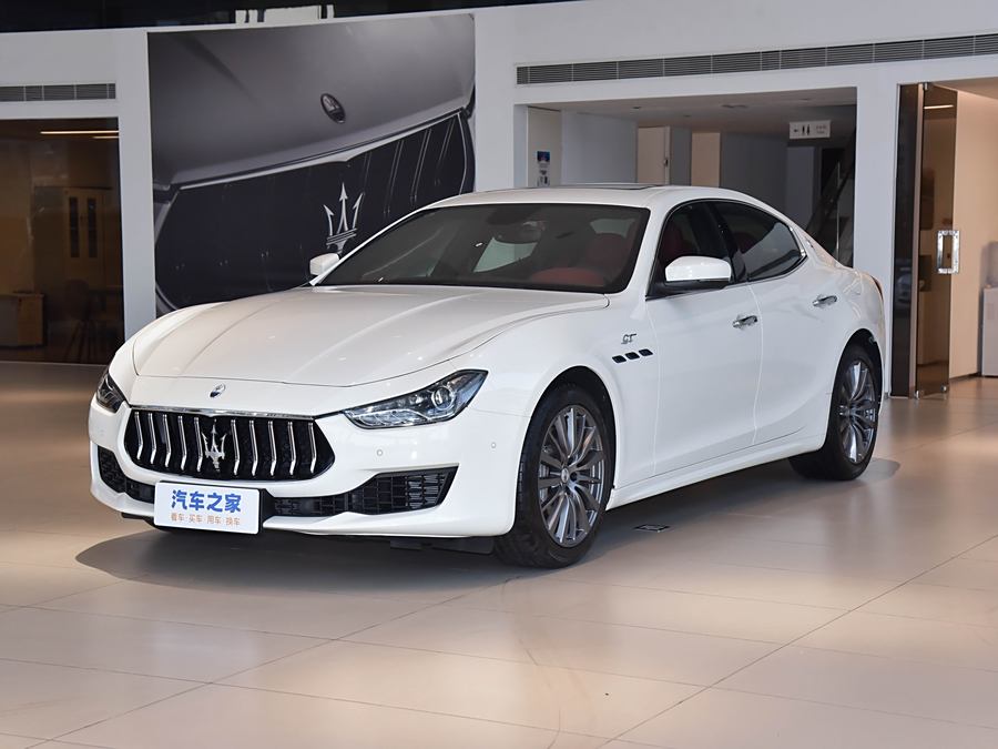 Фото 1 - Maserati Ghibli