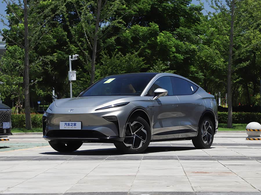 Фото 1 - Roewe R7