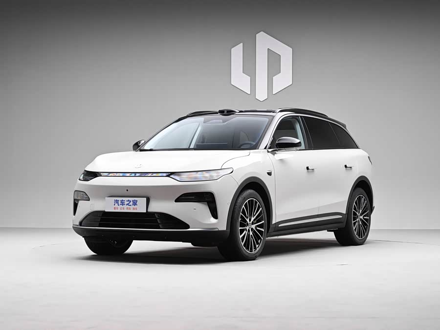 Фото 1 - Leapmotor C11