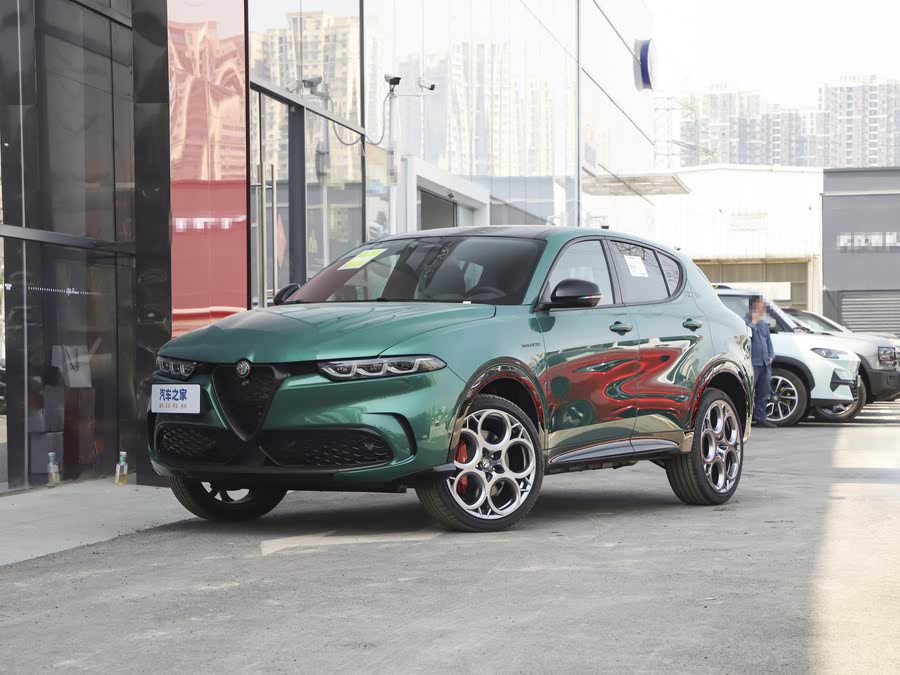 Фото 1 - Alfa Romeo Tonale