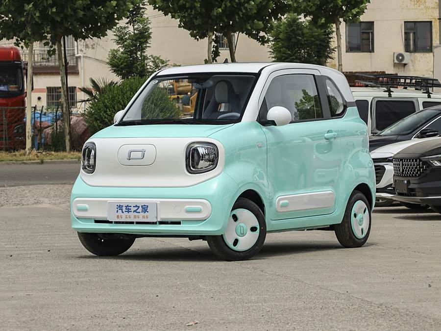 Фото 1 - Bestune Pony