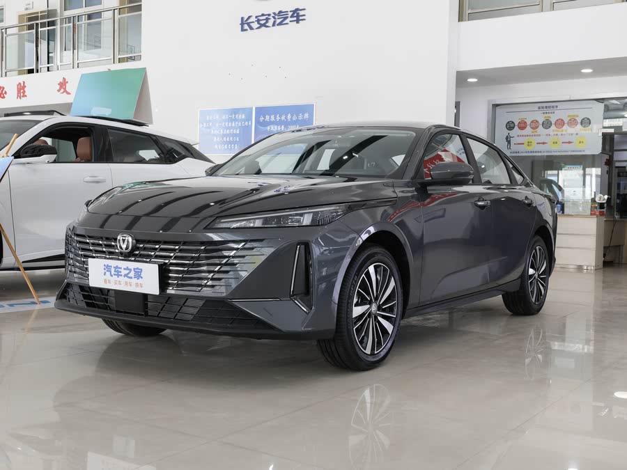 Фото 1 - Changan Eado EV