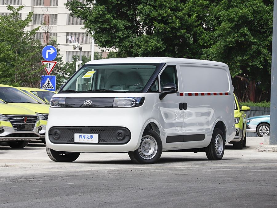 Фото 1 - Maxus Dana V1